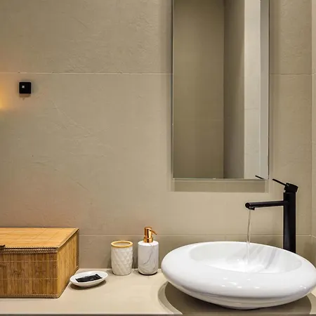 Alex Downtown * Ханья