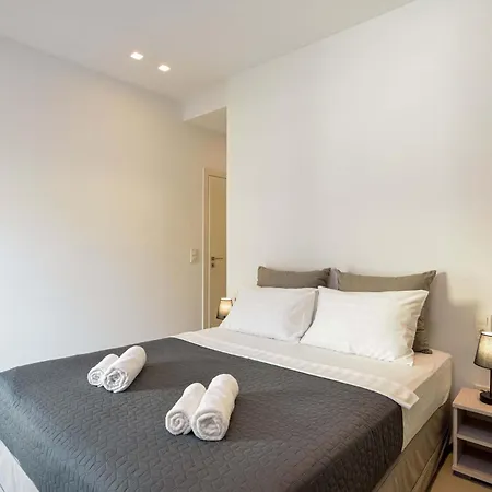 Alex Downtown Ханья