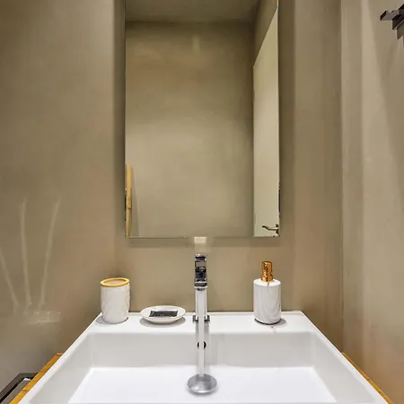 Alex Downtown Apartment *